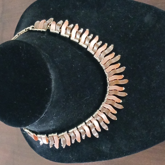Vintage 1950s Lisner Choker/Necklace,  17" shades of brown - Picture 2 of 9